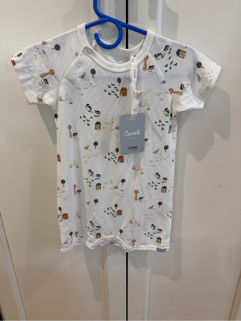New Coccoli 12m White Farm Print Kids Short Sleeve Top